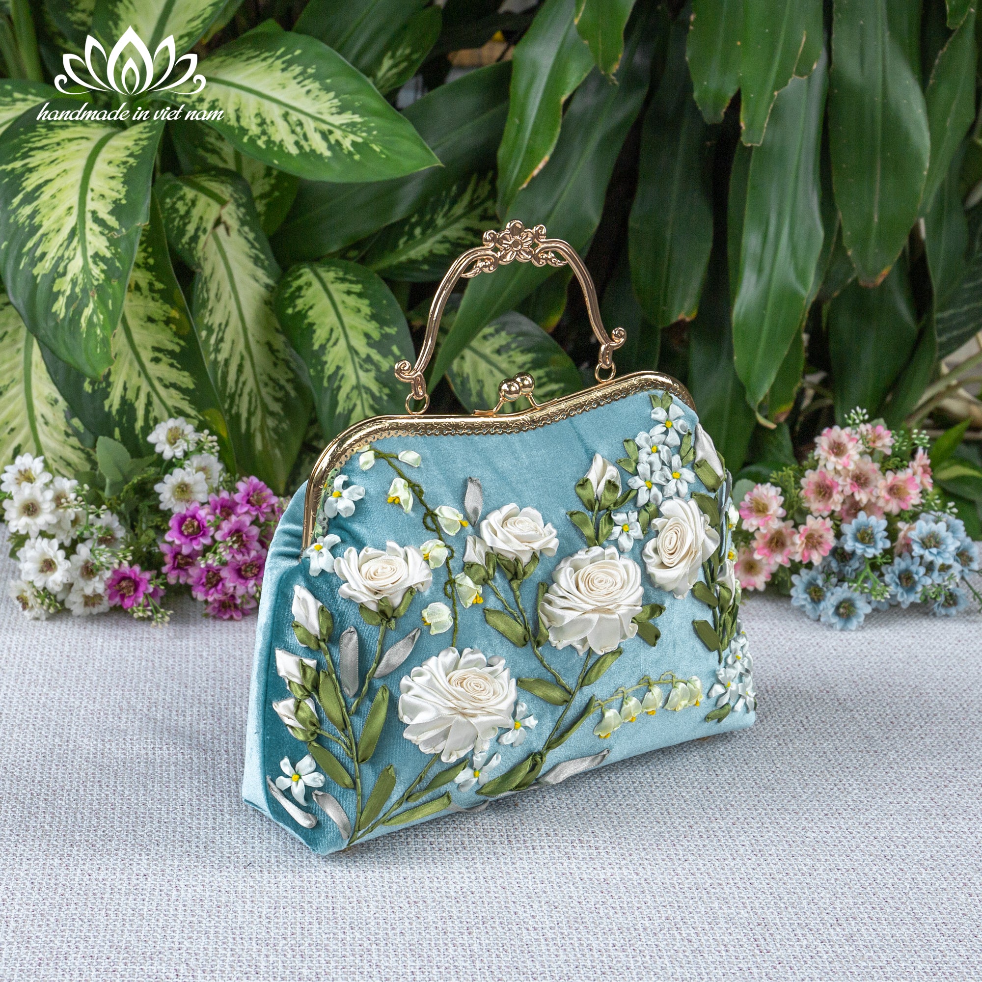 Hand Embroidered White Rose Velvet Kiss Lock Bag | A Gift of Purity and Timeless Love