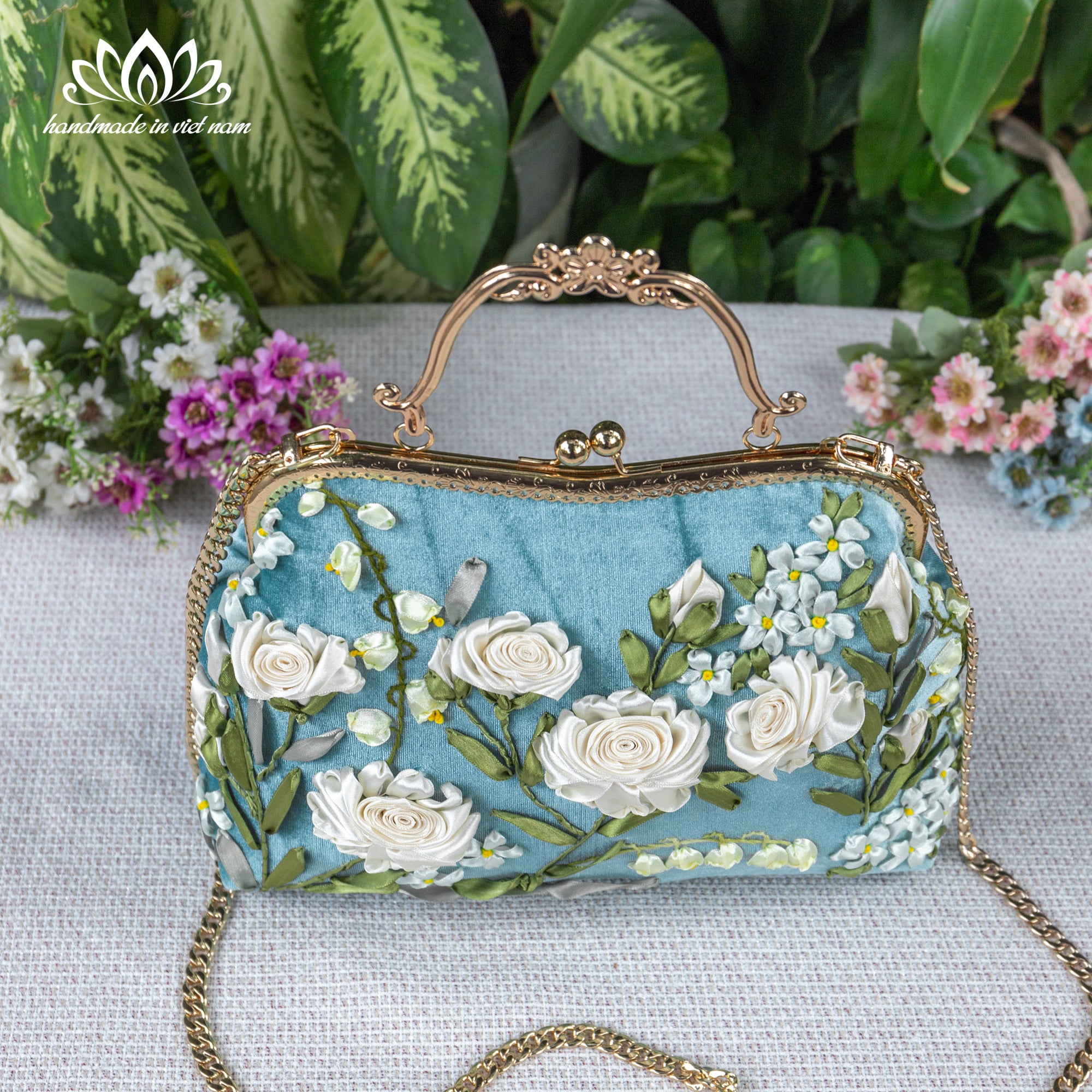 Hand Embroidered White Rose Velvet Kiss Lock Bag | A Gift of Purity and Timeless Love