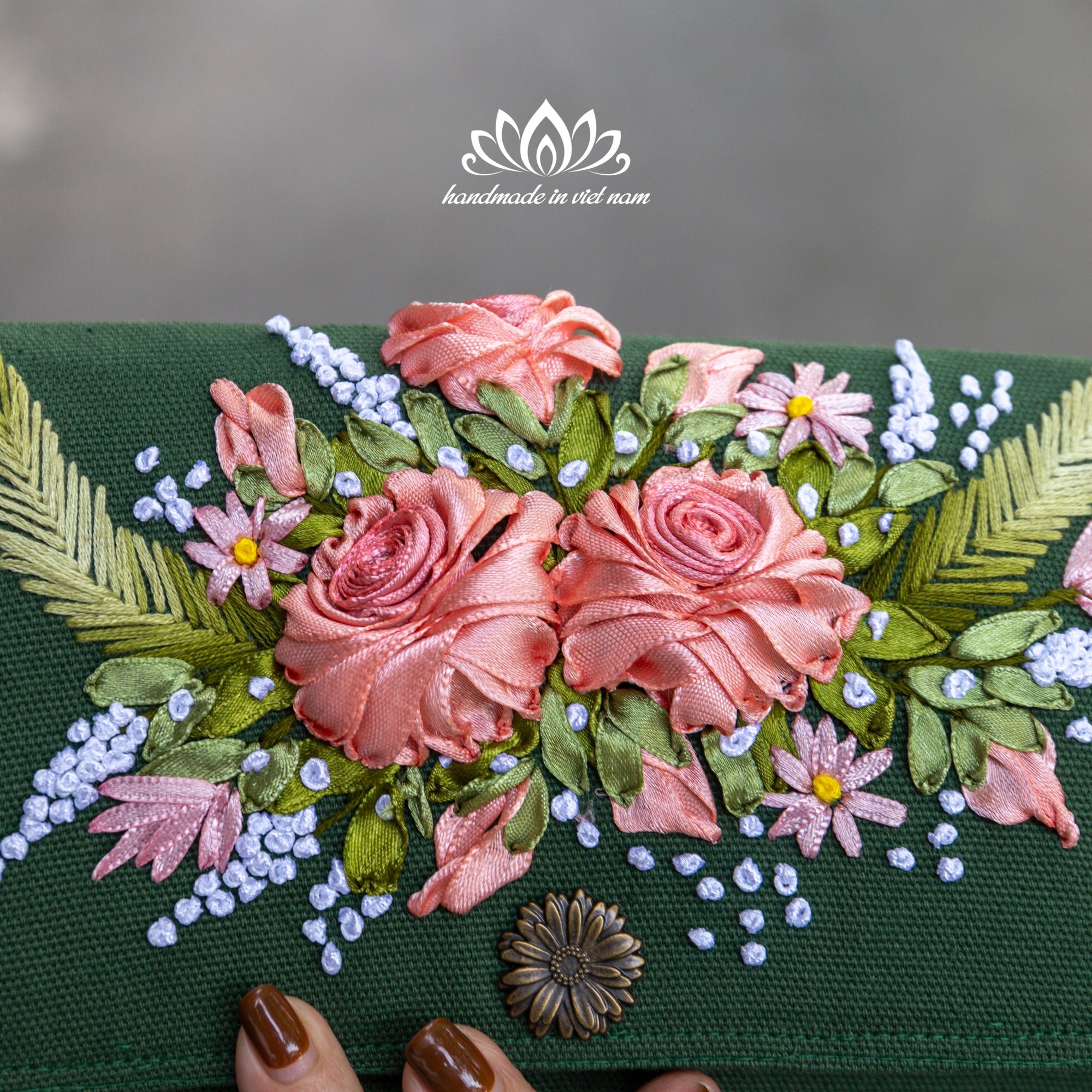 Ribbon Embroidered Floral Wallet | Organizer Wallet with Zipper Pocket