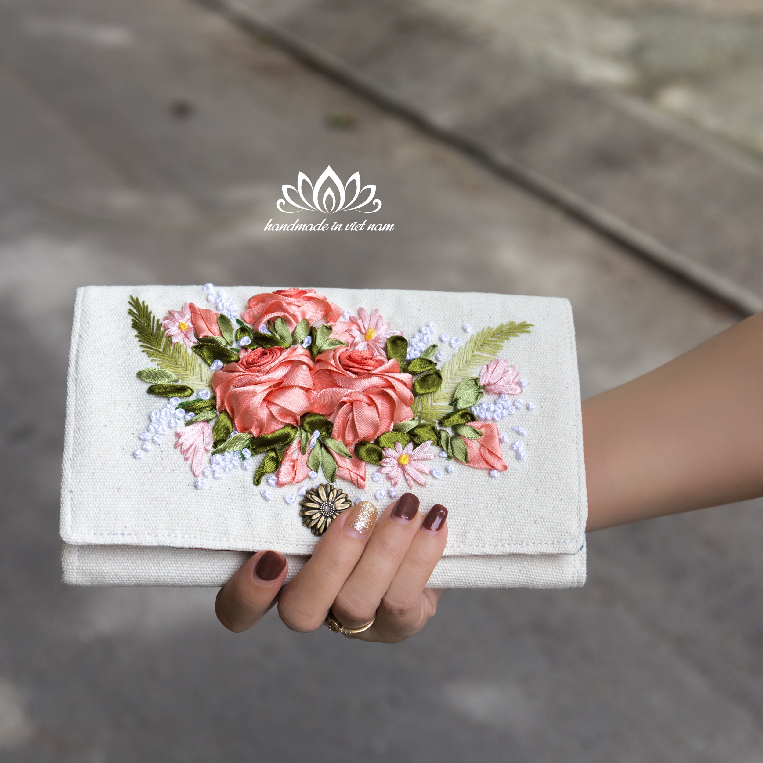 Ribbon Embroidered Floral Wallet | Organizer Wallet with Zipper Pocket