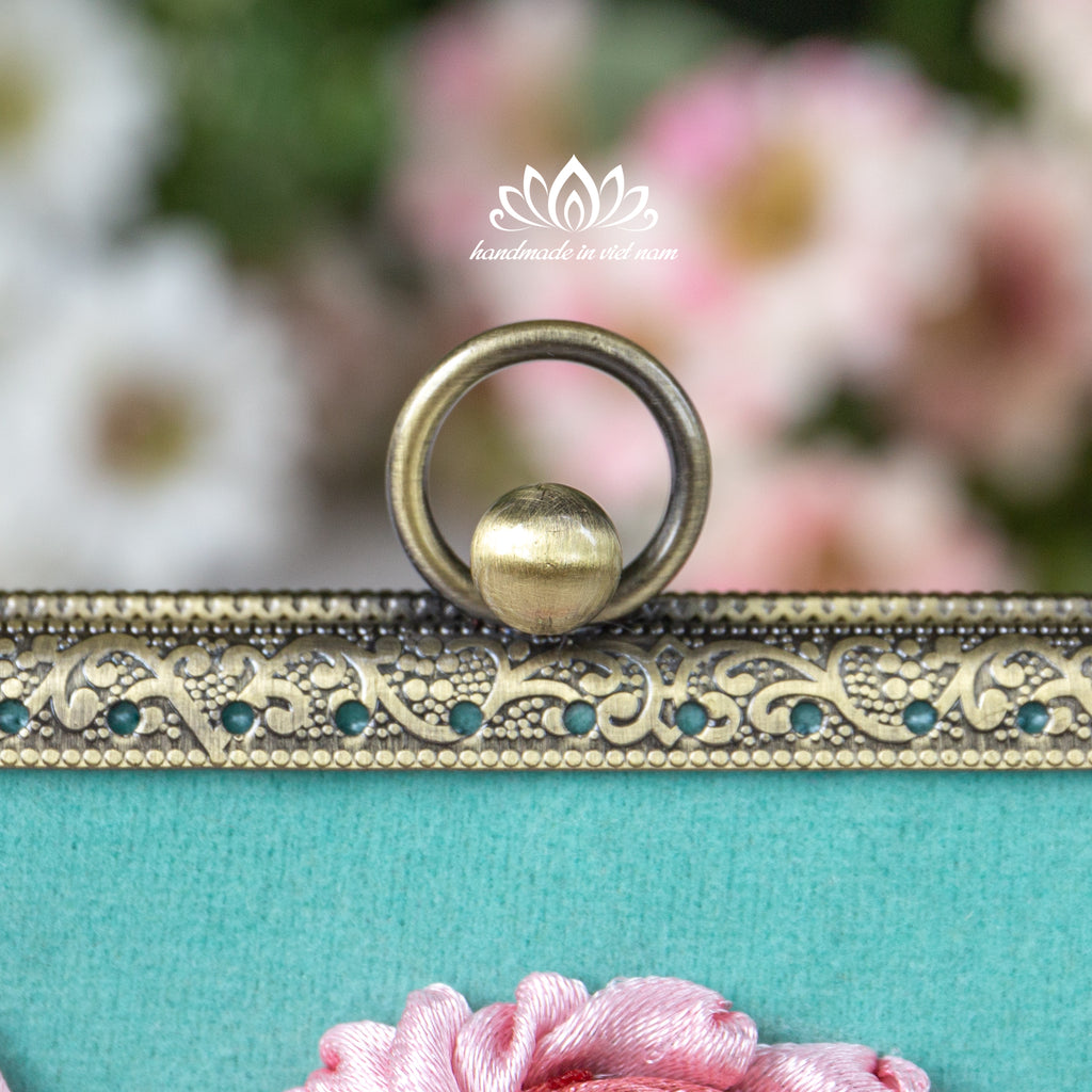 Ribbon Embroidered Compact Wallet | Floral Vintage Clasp Wallet