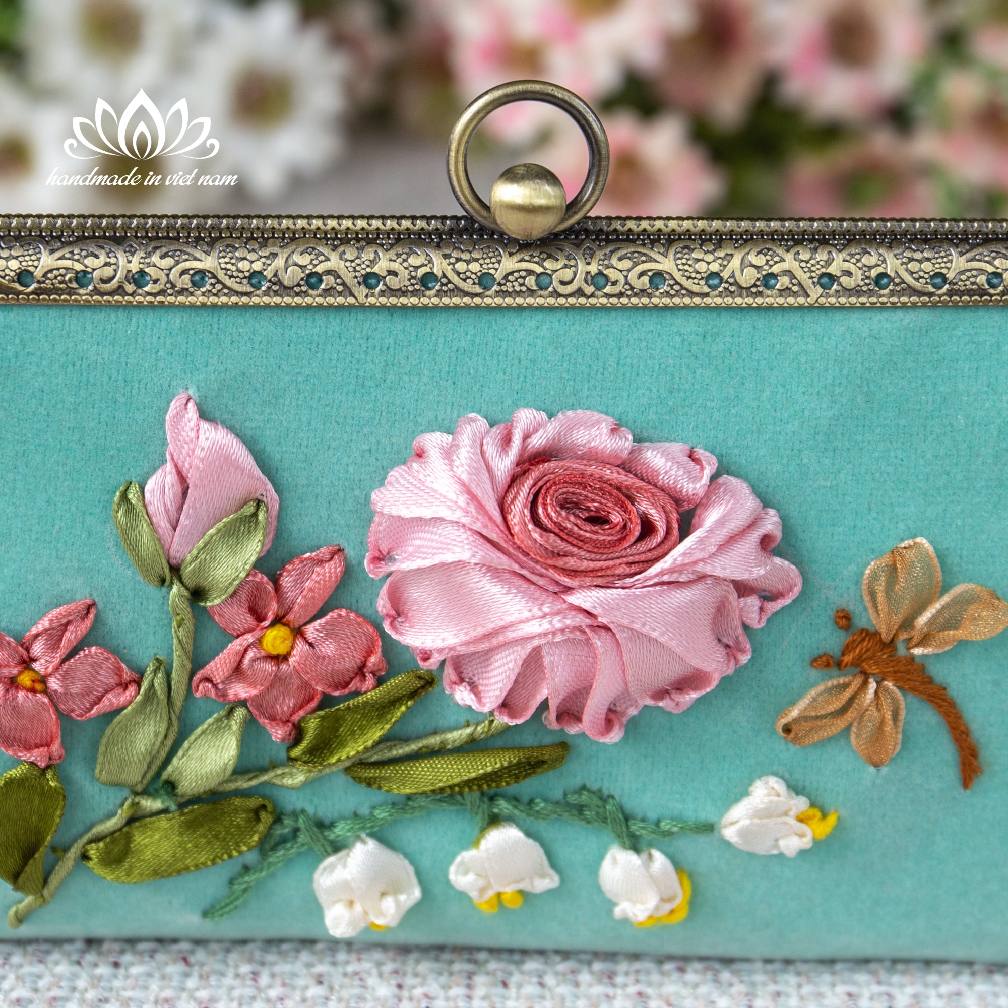 Ribbon Embroidered Compact Wallet | Floral Vintage Clasp Wallet