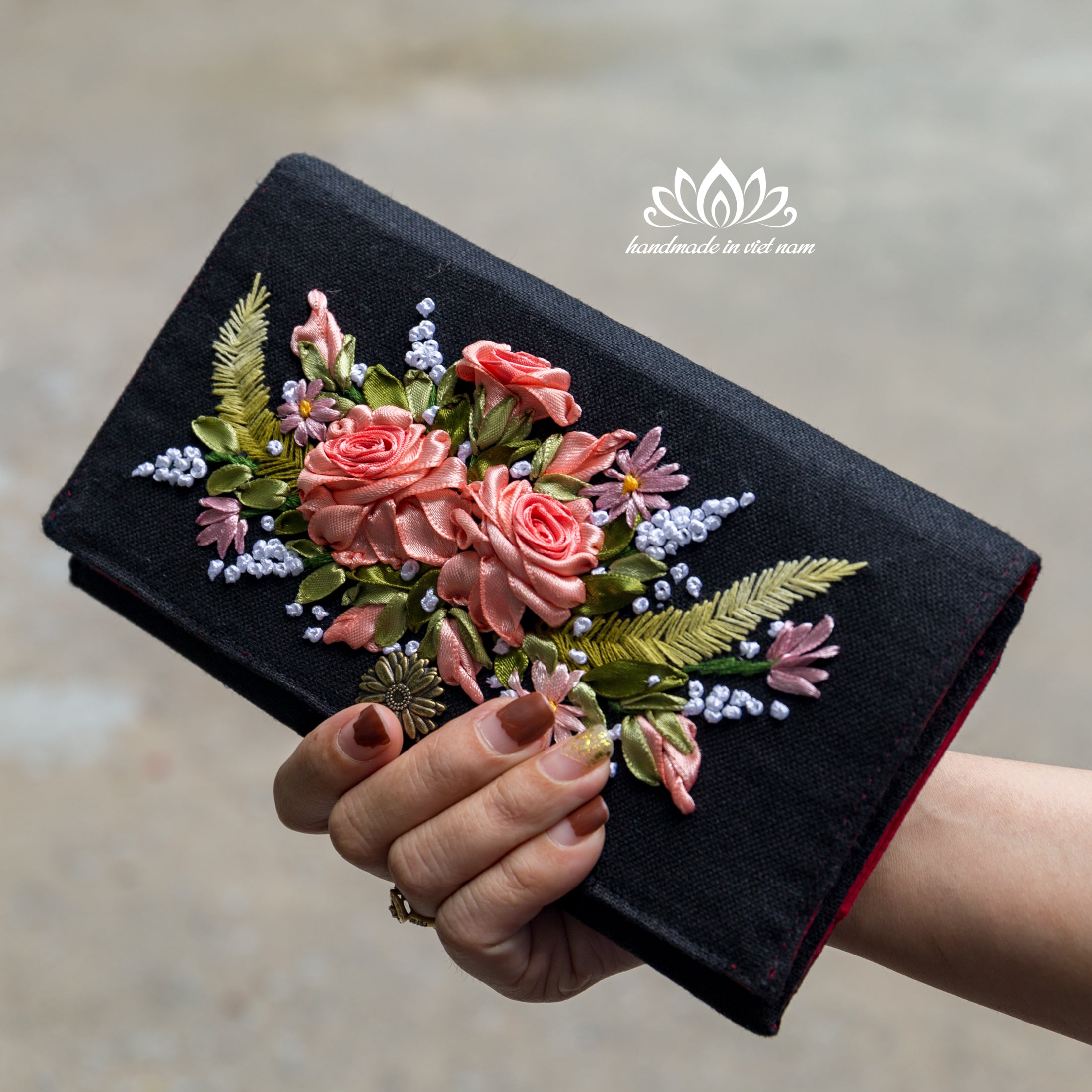 Ribbon Embroidered Floral Wallet | Organizer Wallet with Zipper Pocket
